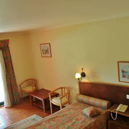 Hotel Mh Dona Rita Atouguia Da Baleia